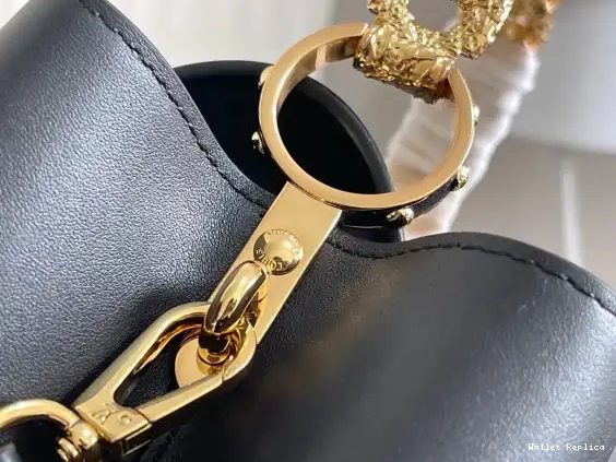 Affordable LOUIS BB VUITTON CAPUCINES 0525